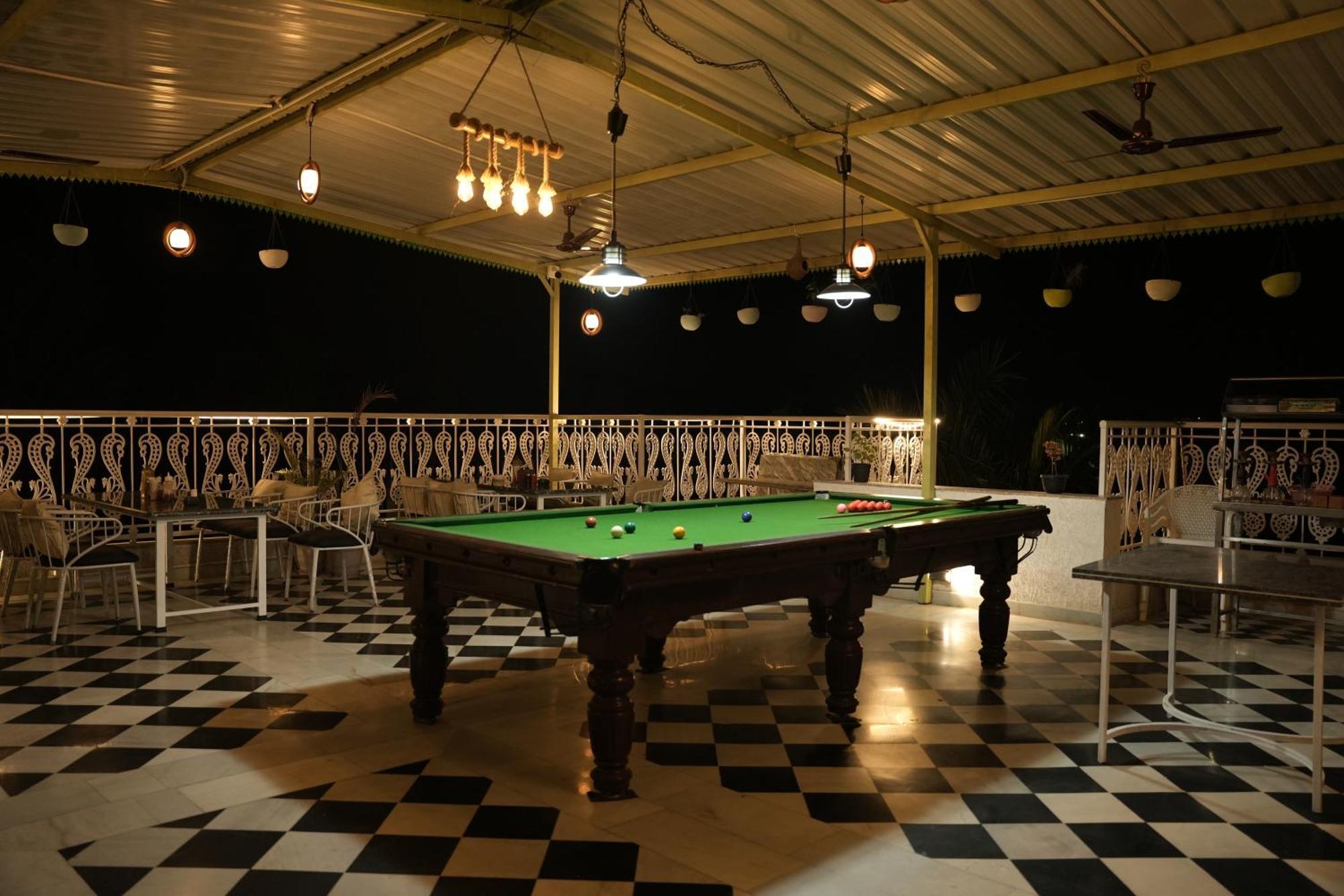 Hotel Karohi Villa Udaipur Bagian luar foto