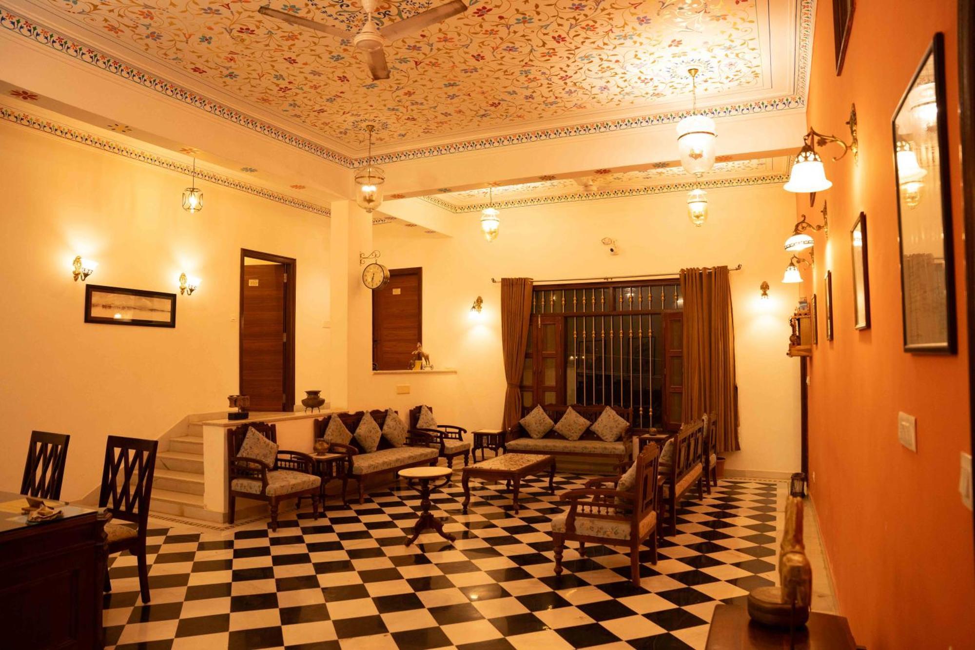 Hotel Karohi Villa Udaipur Bagian luar foto