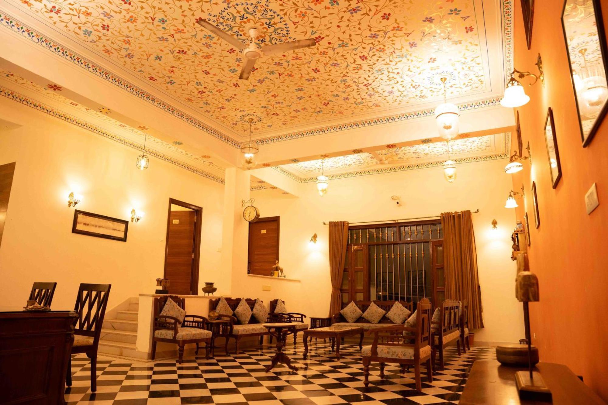 Hotel Karohi Villa Udaipur Bagian luar foto